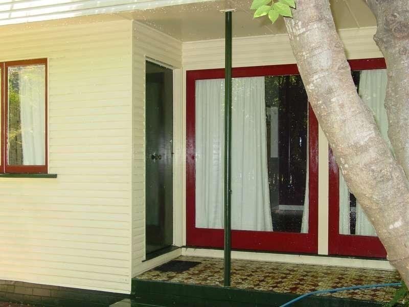 97 Simpsons Road, Bardon QLD 4065