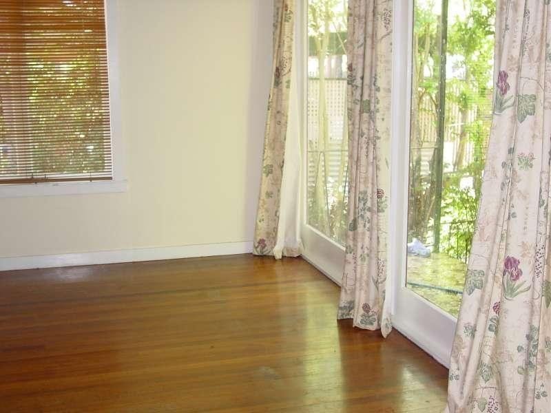 97 Simpsons Road, Bardon QLD 4065