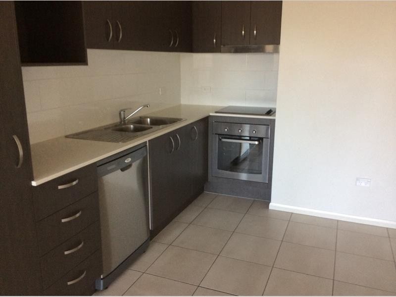 4/76 Gamelin Crescent, Stafford QLD 4053