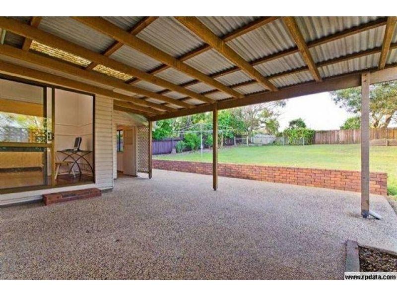 26 Watcombe Street, Wavell Heights QLD 4012