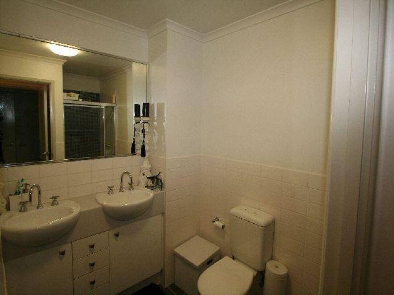 48/11-15 Kitchener Street, Coorparoo QLD 4151