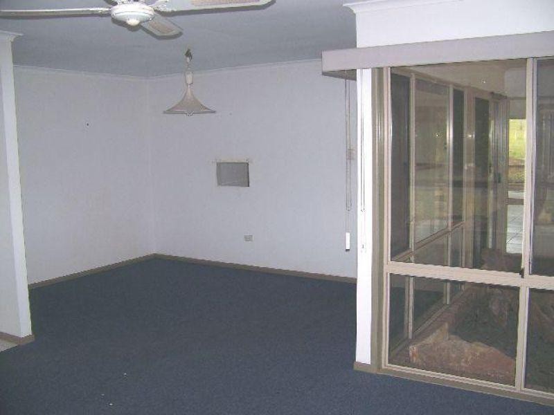 125 Sanctuary Road, Heathwood QLD 4110