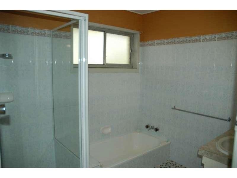 857 Cavendish Road, Holland Park West QLD 4121
