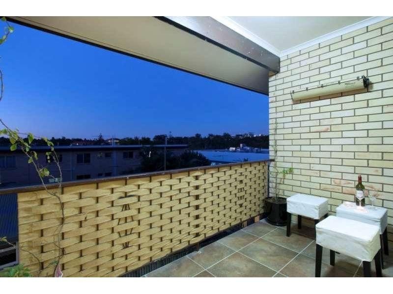 4/14 Jephson Street, Toowong QLD 4066