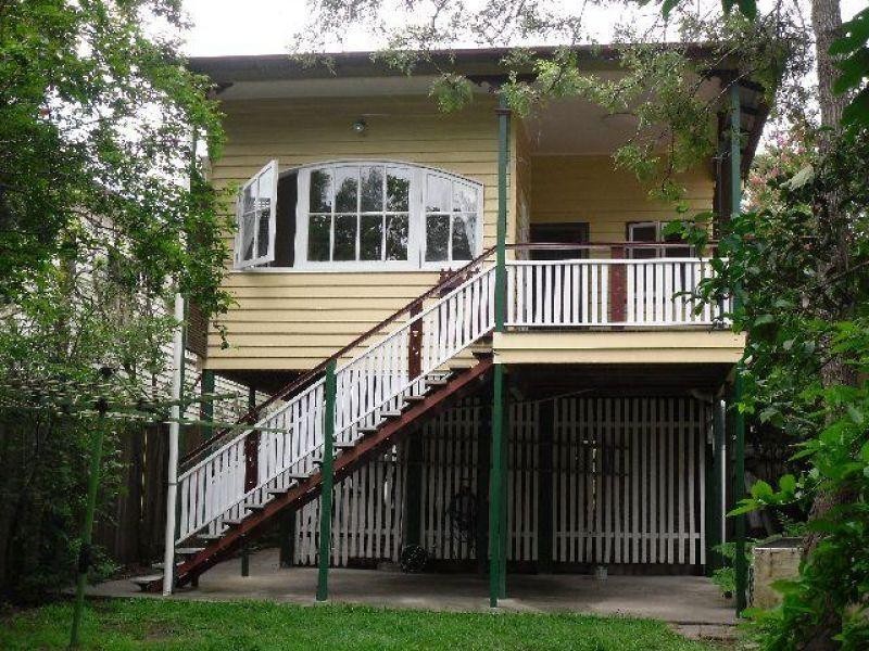 71 Pembroke Road, Coorparoo QLD 4151