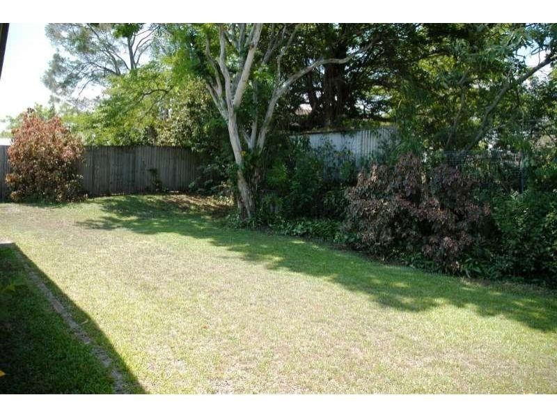 18 Gonzalas Street, Macgregor QLD 4109