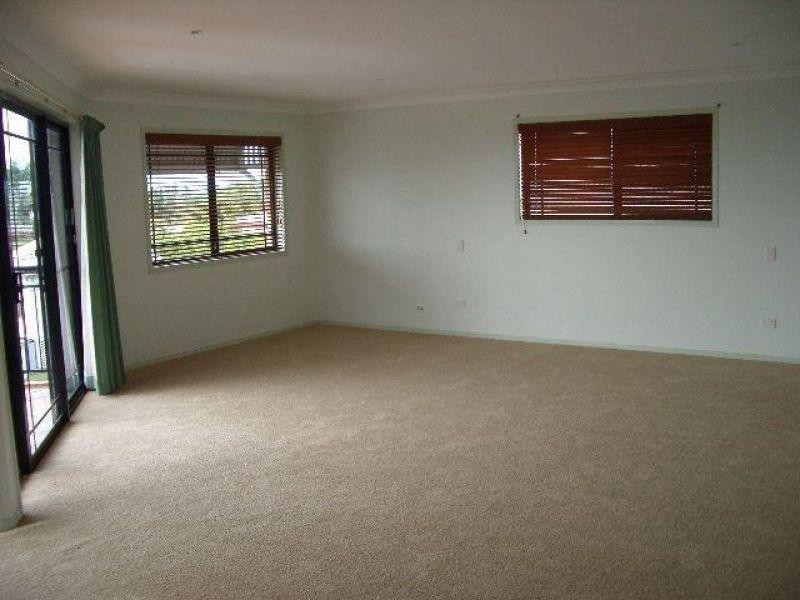 42 Akonna Street, Wynnum QLD 4178