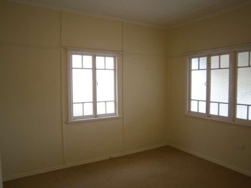 32 Swan Terrace, Windsor QLD 4030