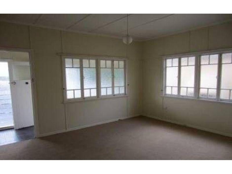 32 Swan Terrace, Windsor QLD 4030