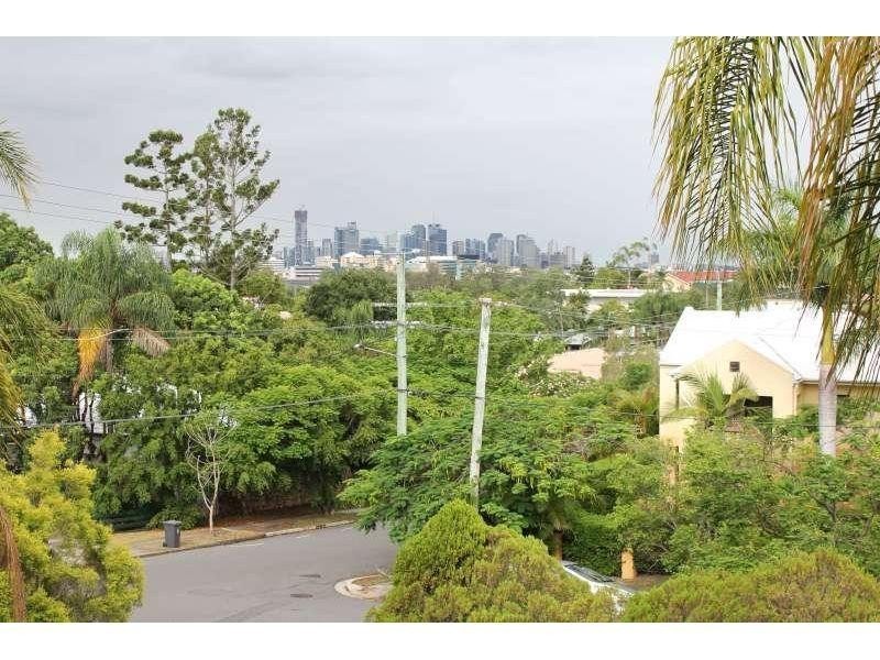 5/1 Pioneer Street, Toowong QLD 4066