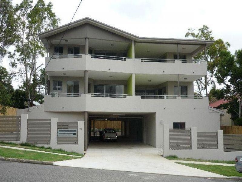 4/11 Stamford Street, Yeerongpilly QLD 4105