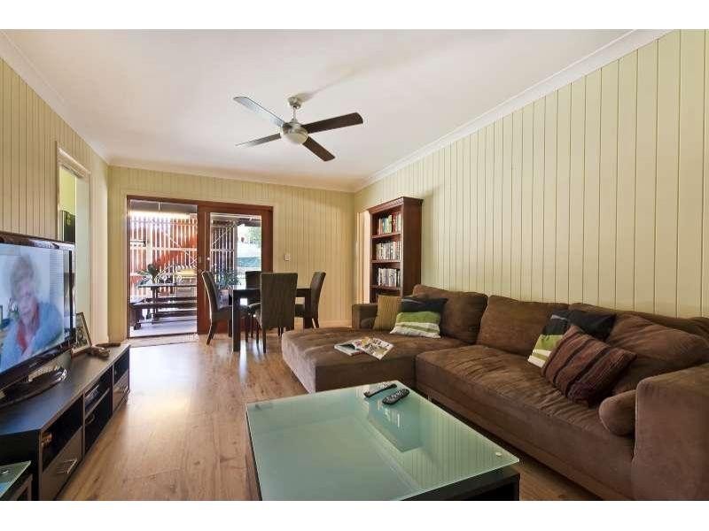 58 Dansie Street, Greenslopes QLD 4120