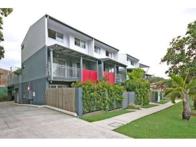 2/97 Primrose Street, Sherwood QLD 4075