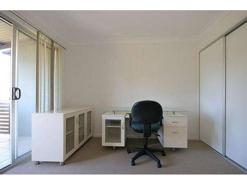 2/97 Primrose Street, Sherwood QLD 4075