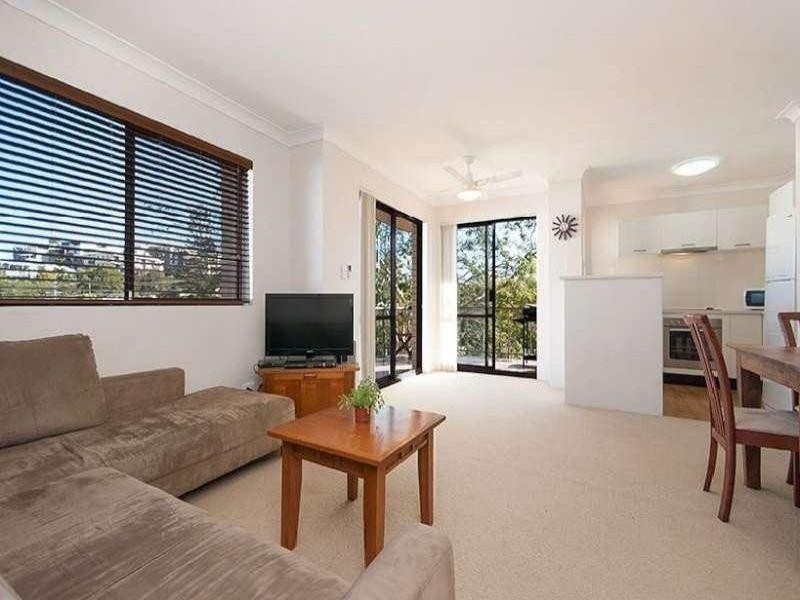 2/27 Harrys Road, Taringa QLD 4068