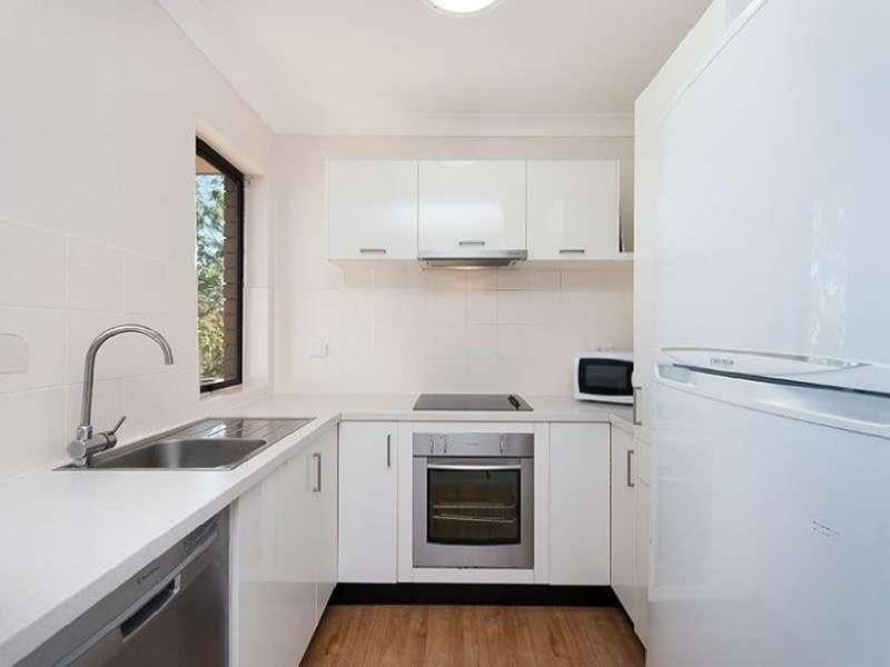 2/27 Harrys Road, Taringa QLD 4068