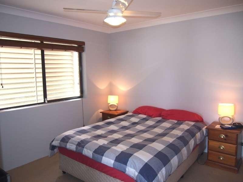 2/27 Harrys Road, Taringa QLD 4068