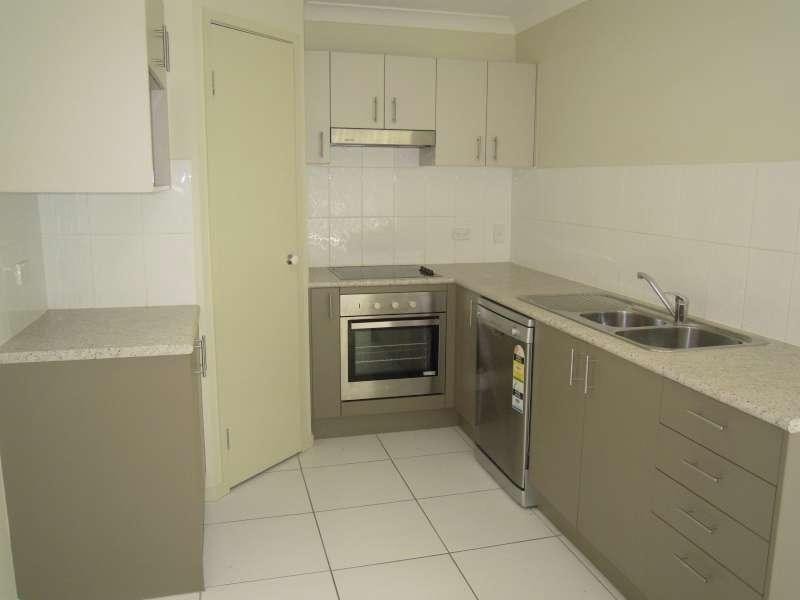 2 Sandpiper Circuit, Eagleby QLD 4207