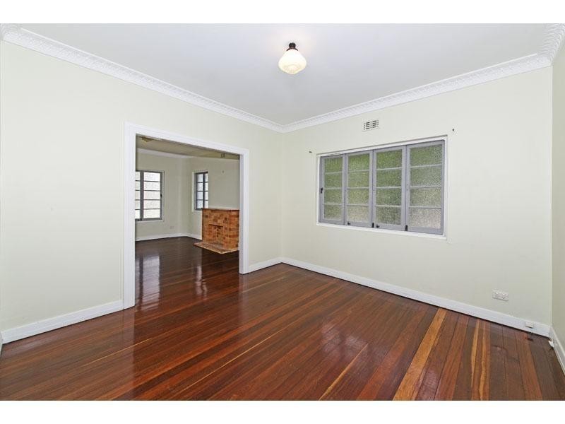 39 Chermside Street, Highgate Hill QLD 4101