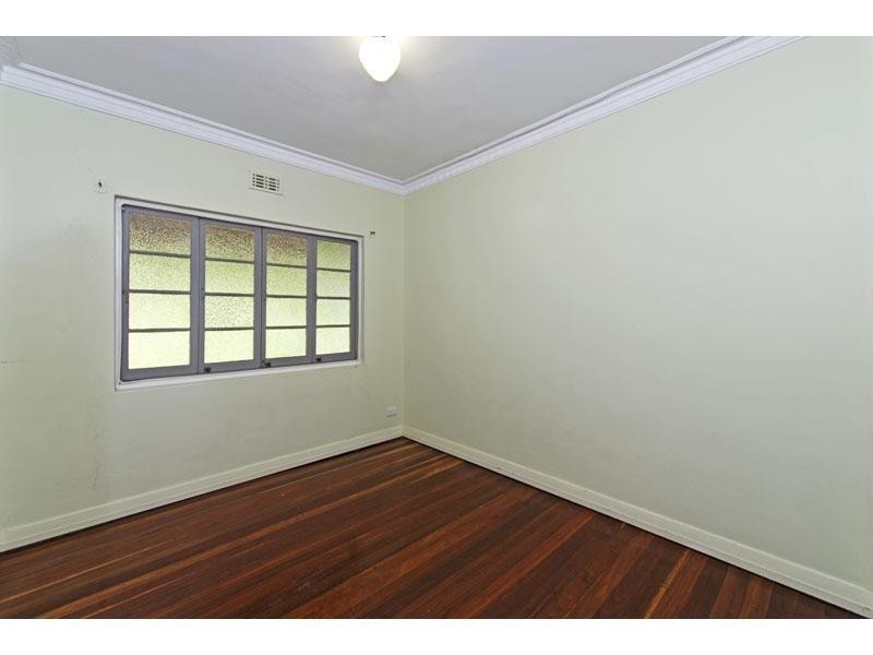 39 Chermside Street, Highgate Hill QLD 4101