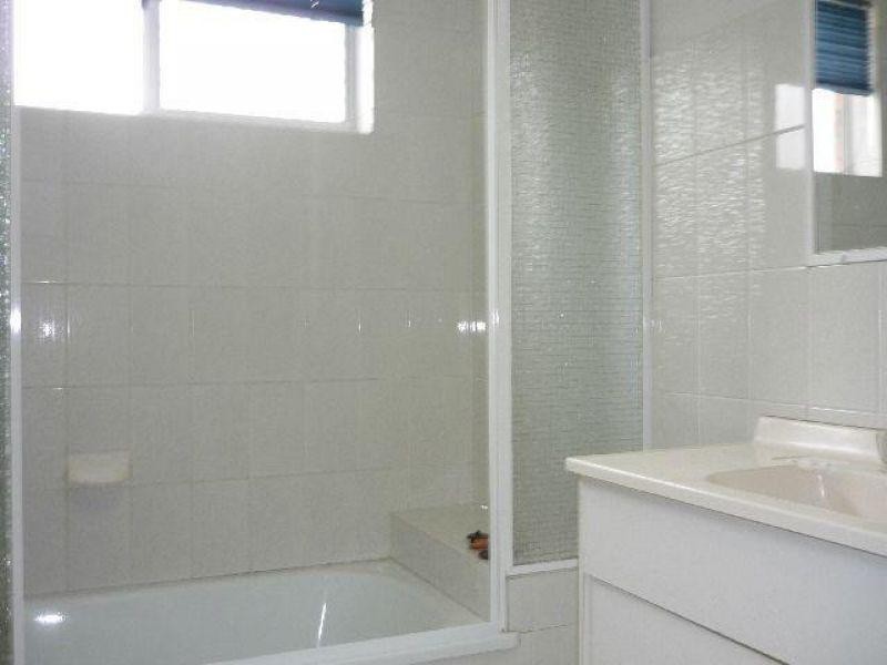 5/16 Swain Street, Holland Park West QLD 4121