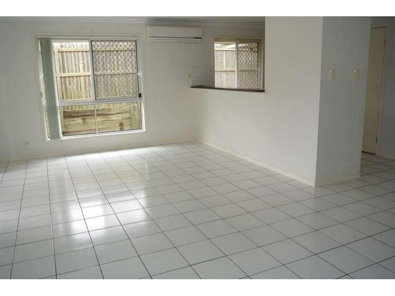 32 Barnes Court, Redbank QLD 4301