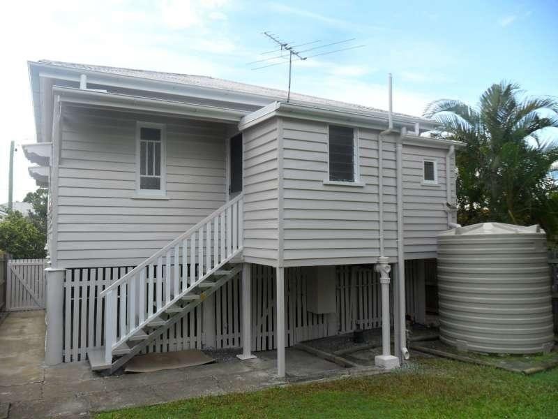 9 Seventh Avenue, Kedron QLD 4031