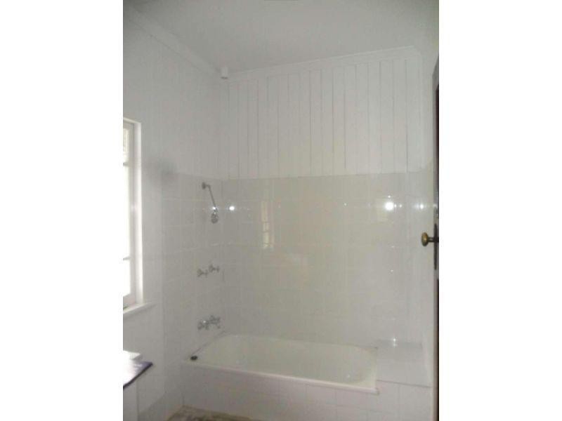 9 Seventh Avenue, Kedron QLD 4031