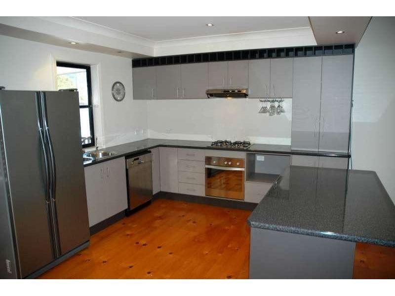 97 Rawlins Street, Kangaroo Point QLD 4169