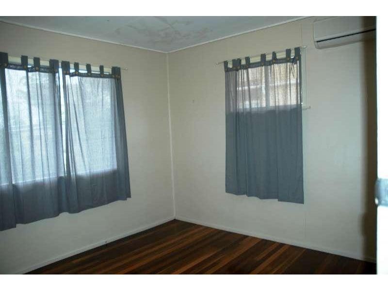 5 Dawn Street, Riverview QLD 4303