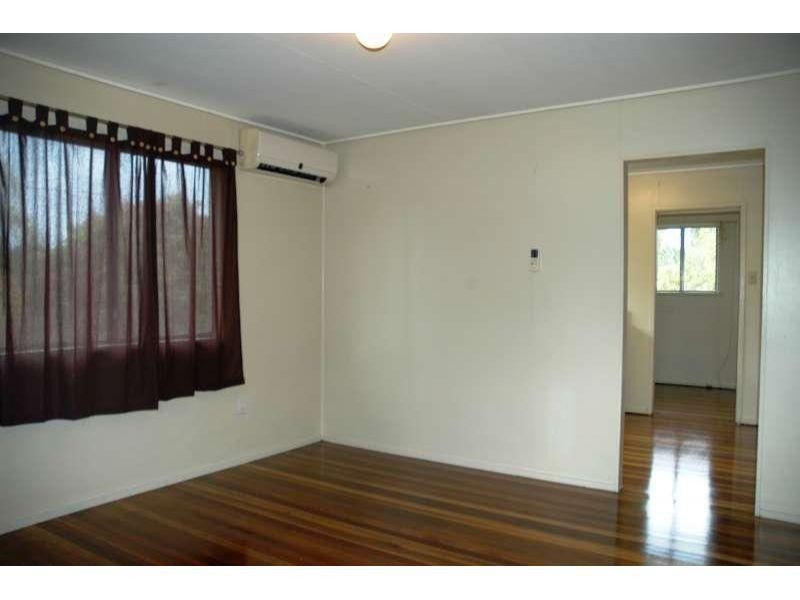 5 Dawn Street, Riverview QLD 4303