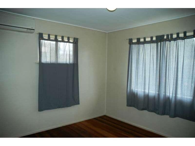 5 Dawn Street, Riverview QLD 4303