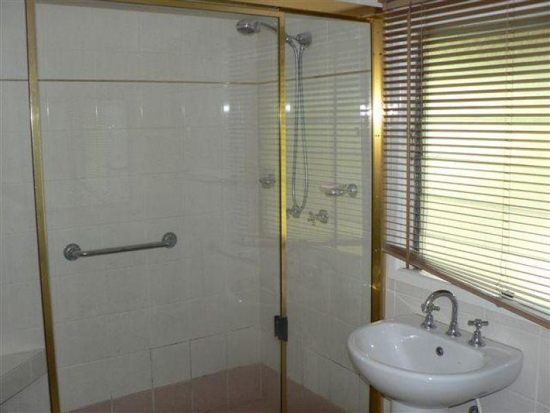 1 Boston Road, Belmont QLD 4153