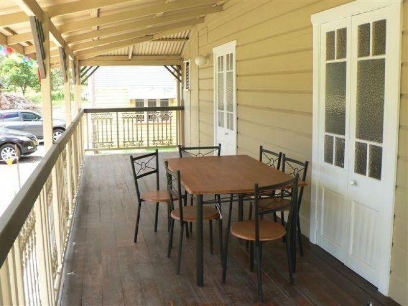 1 Boston Road, Belmont QLD 4153