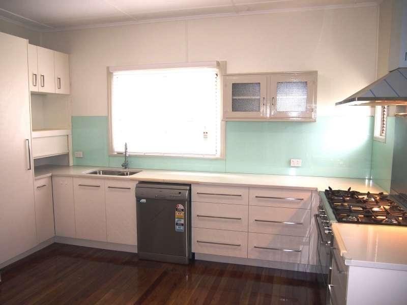 25 Crescent Way, Hendra QLD 4011