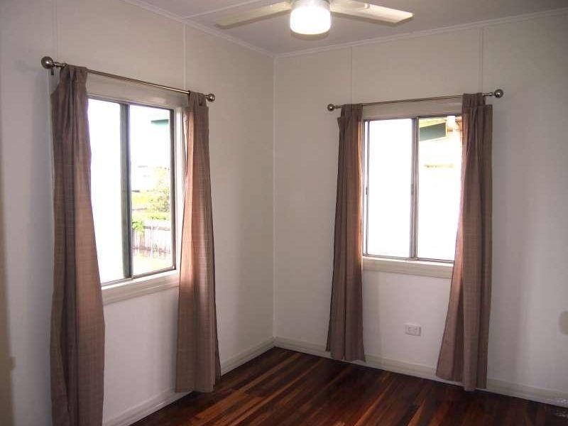 25 Crescent Way, Hendra QLD 4011