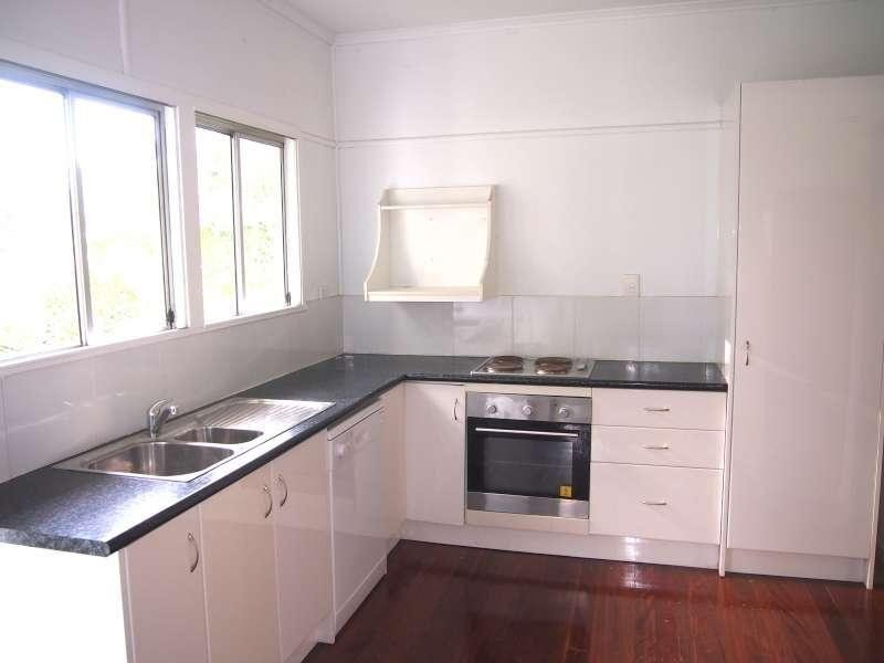 3 Glen Kedron Lane, Kedron QLD 4031