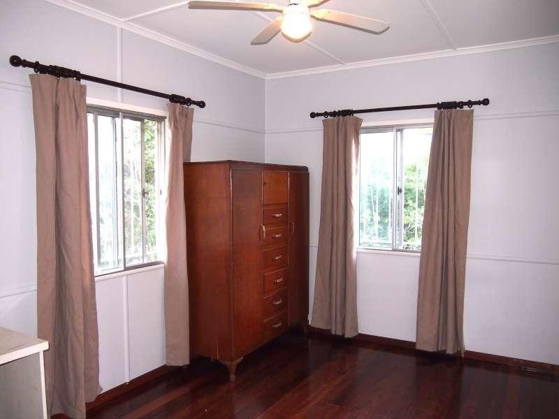 3 Glen Kedron Lane, Kedron QLD 4031