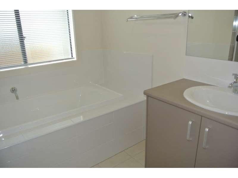 5 Drewett Road, Redbank Plains QLD 4301