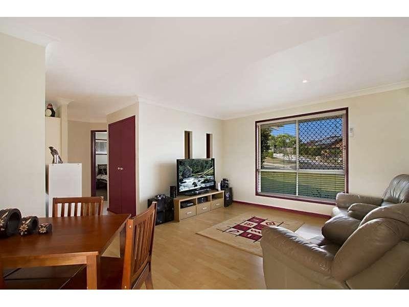6 Ambat Court, Tanah Merah QLD 4128