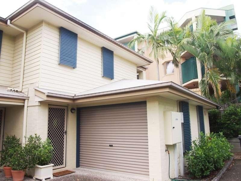 3/64 Adamson Street, Wooloowin QLD 4030