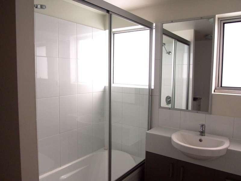 9/159 Clarence Road, Indooroopilly QLD 4068