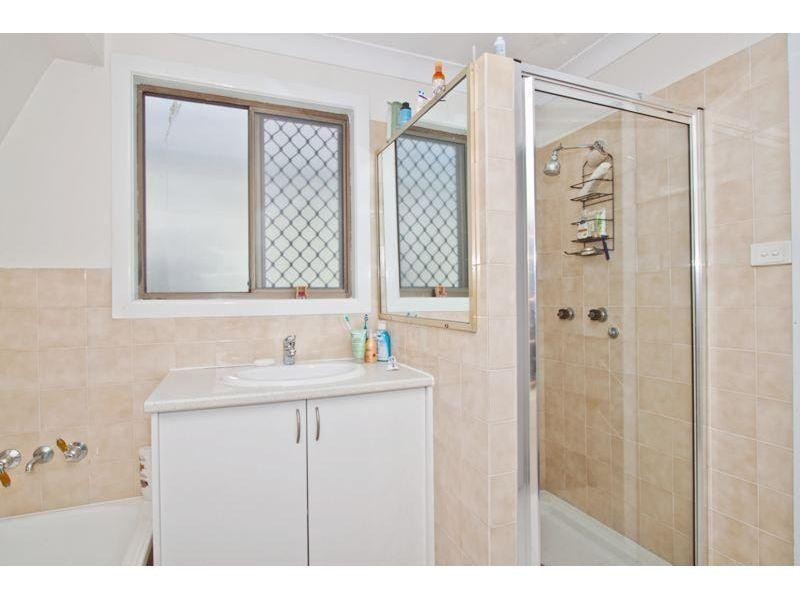 11 Killarney Street, Yeronga QLD 4104