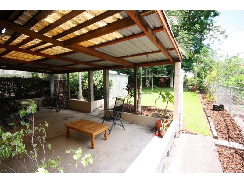 11 Killarney Street, Yeronga QLD 4104