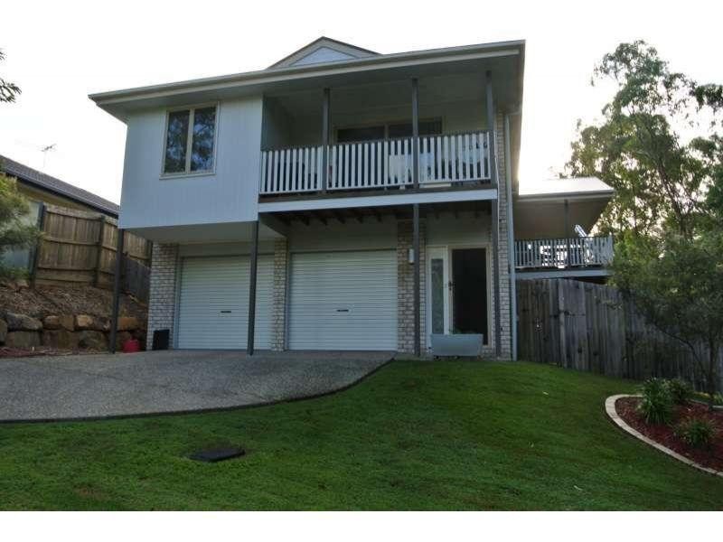 10 Berkeley Circuit, Bellbird Park QLD 4300