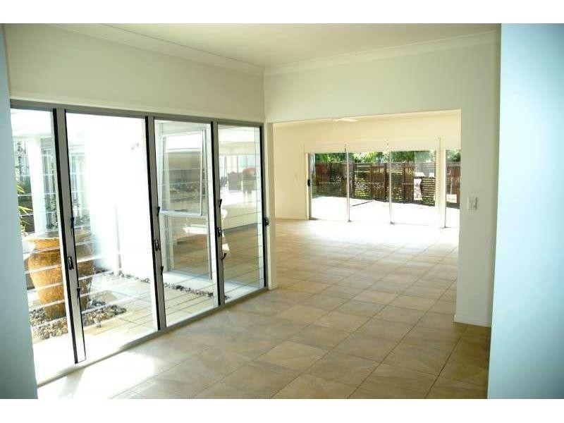 22 Franklin Street, Wakerley QLD 4154