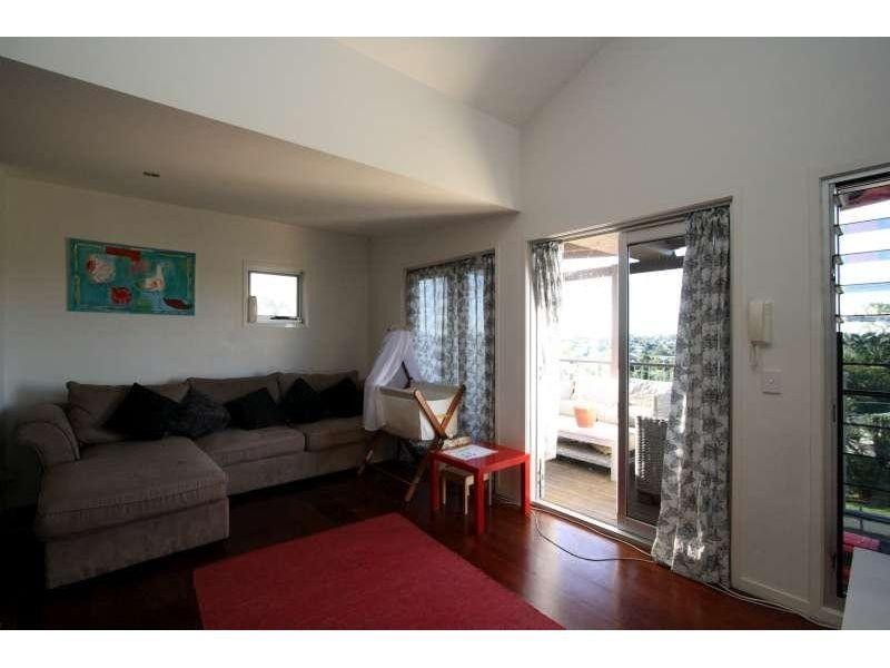 25a Hipwood Street, Norman Park QLD 4170