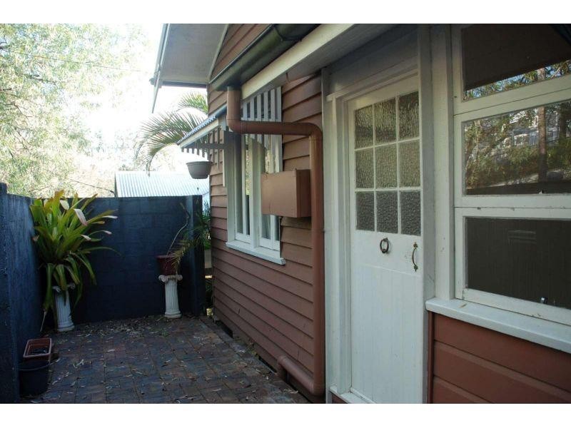 43 Fewings Street, Toowong QLD 4066