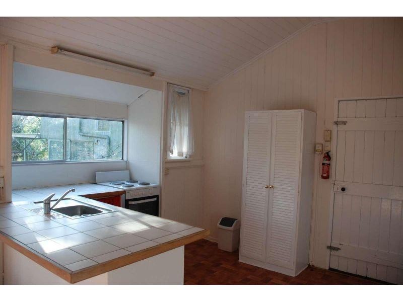 43 Fewings Street, Toowong QLD 4066
