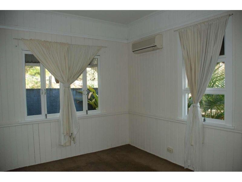 43 Fewings Street, Toowong QLD 4066